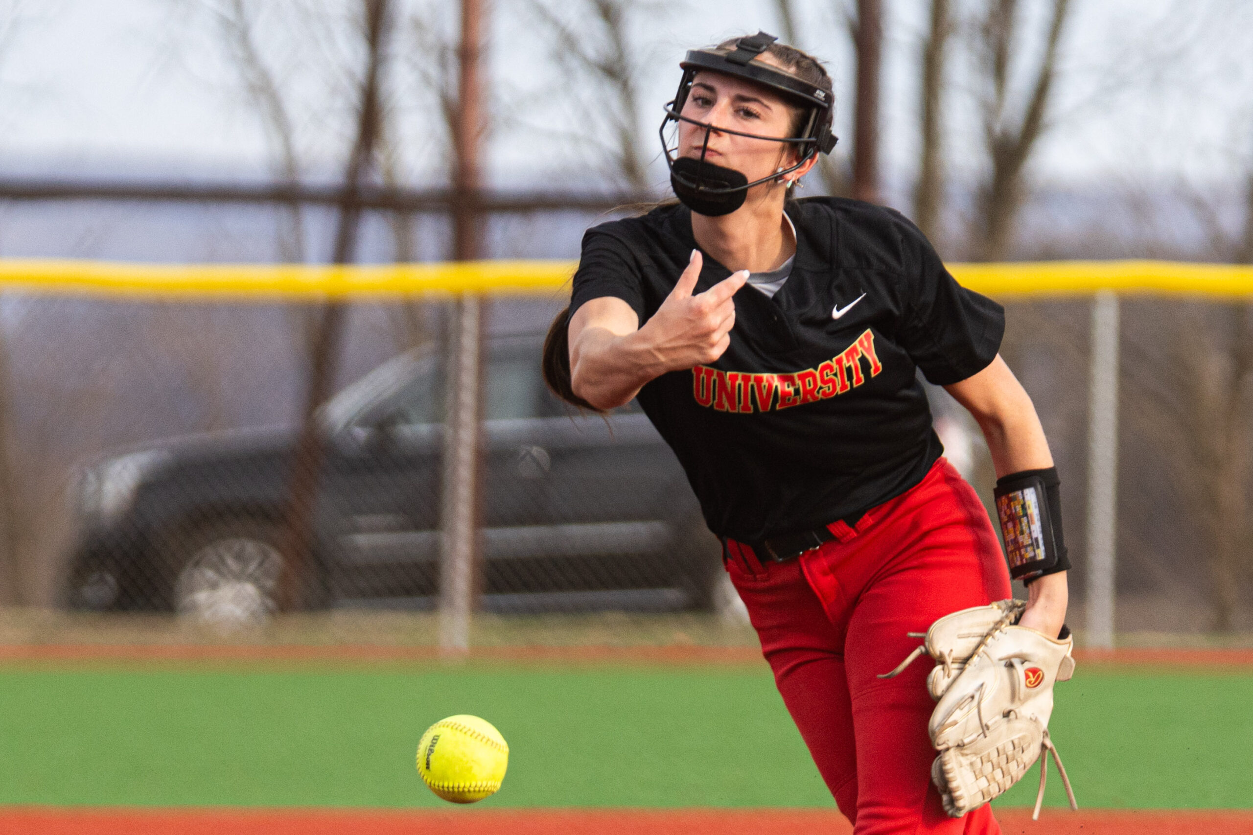 Coming off state title, UHS softball off to fast start with 14-0 win against Bridgeport